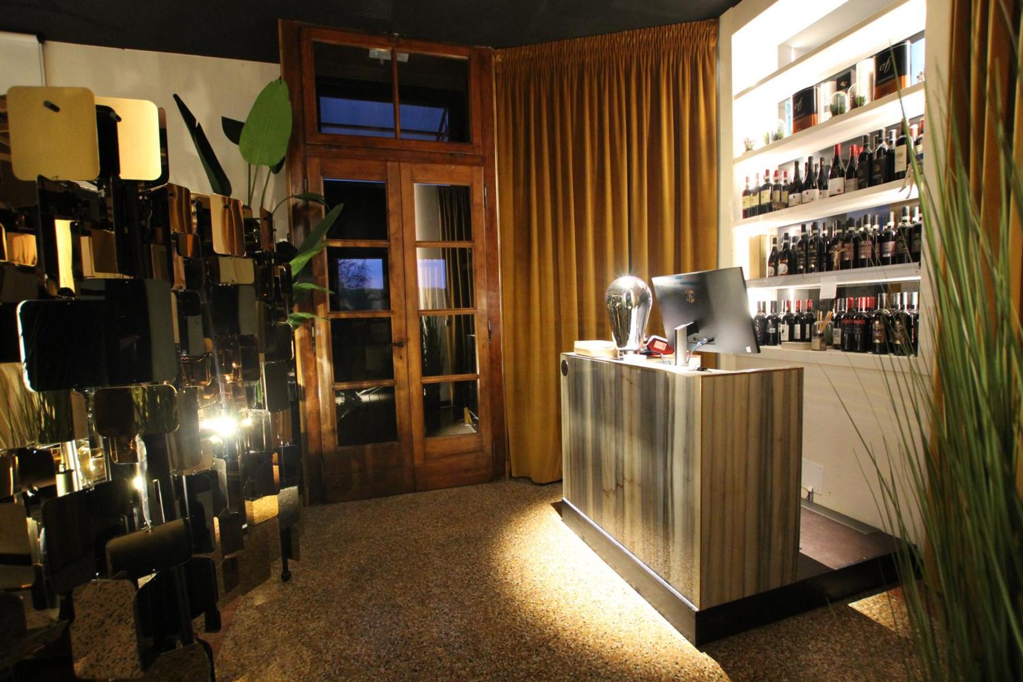 Le Maginot Relais Acomodação com café da manhã Castelvetro Piacentino Exterior foto